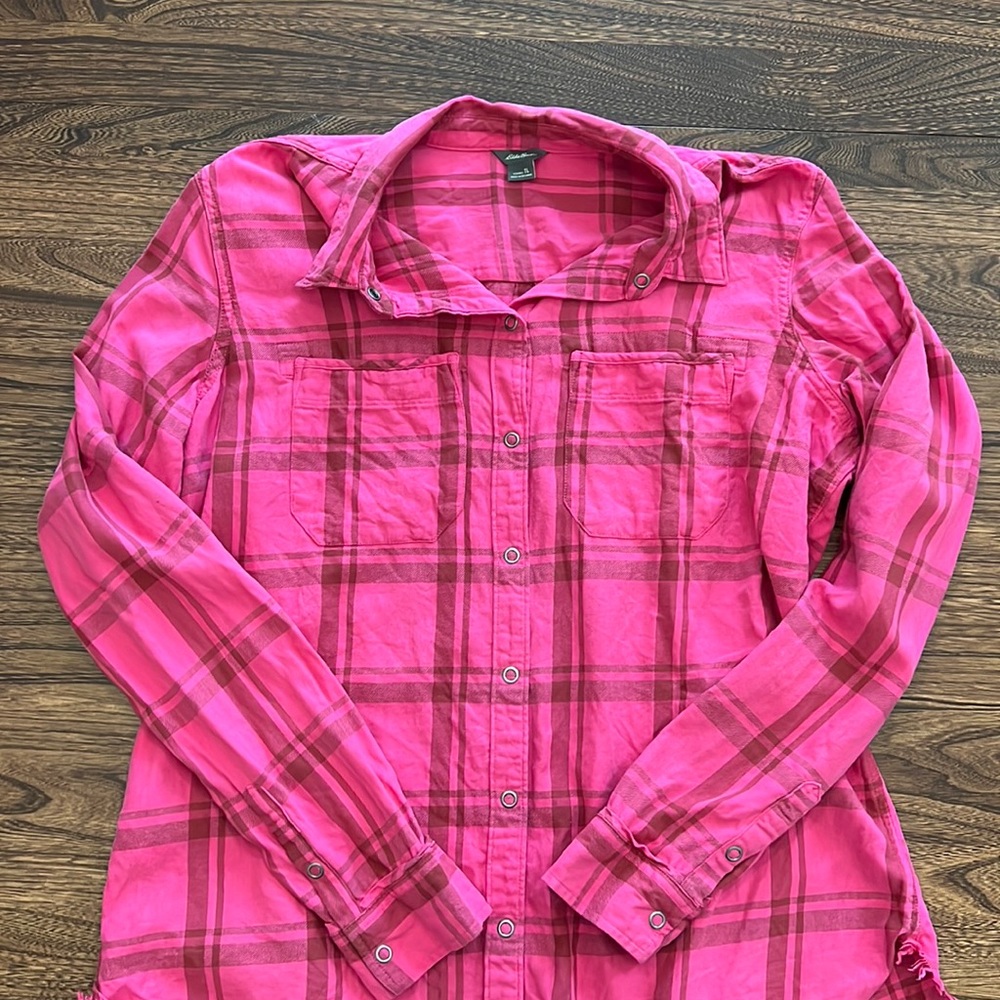 Like new Eddie Bauer pink flannel